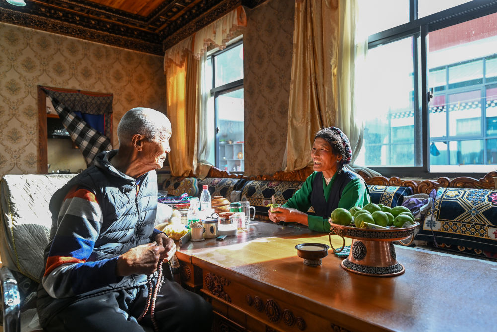 件大事” 谱写高原新篇开元棋牌试玩抓好“四(图1) 件大事” 谱写高原新篇开元棋牌试玩抓好“四(图1)